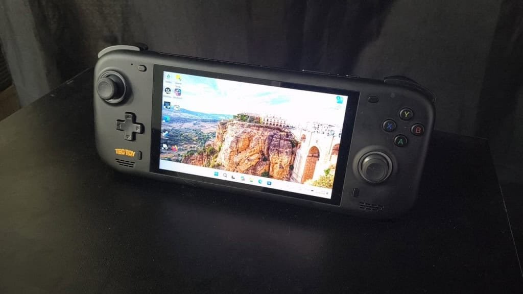 Zeenix Pro Tectoy with Windows